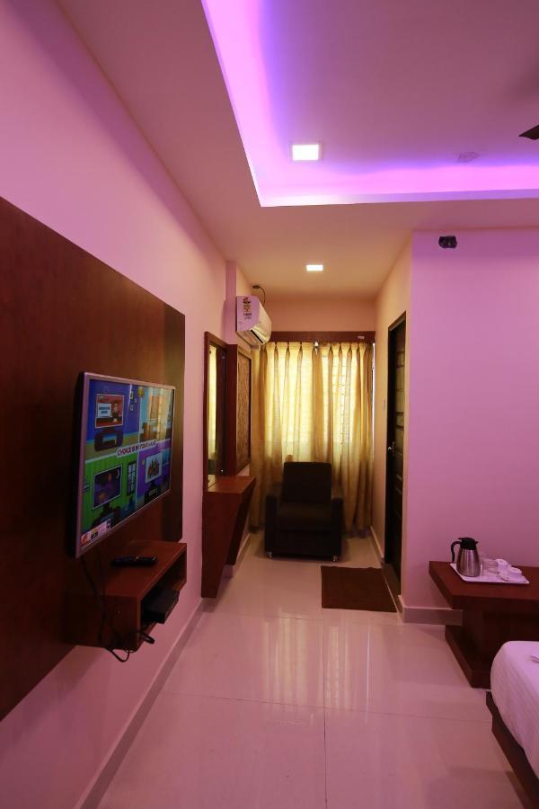 Hotel Apple Suites Bengaluru Zewnętrze zdjęcie