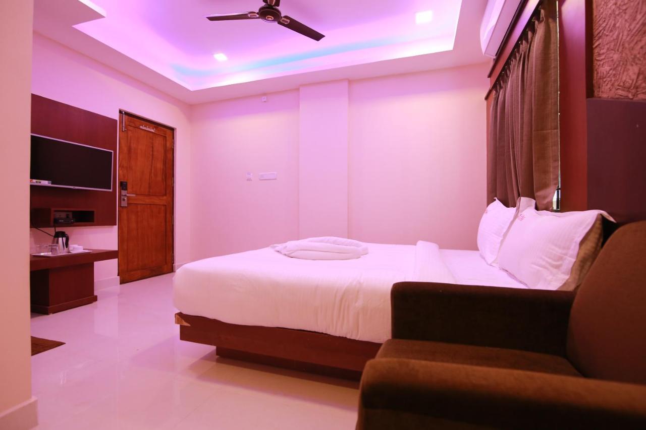 Hotel Apple Suites Bengaluru Zewnętrze zdjęcie