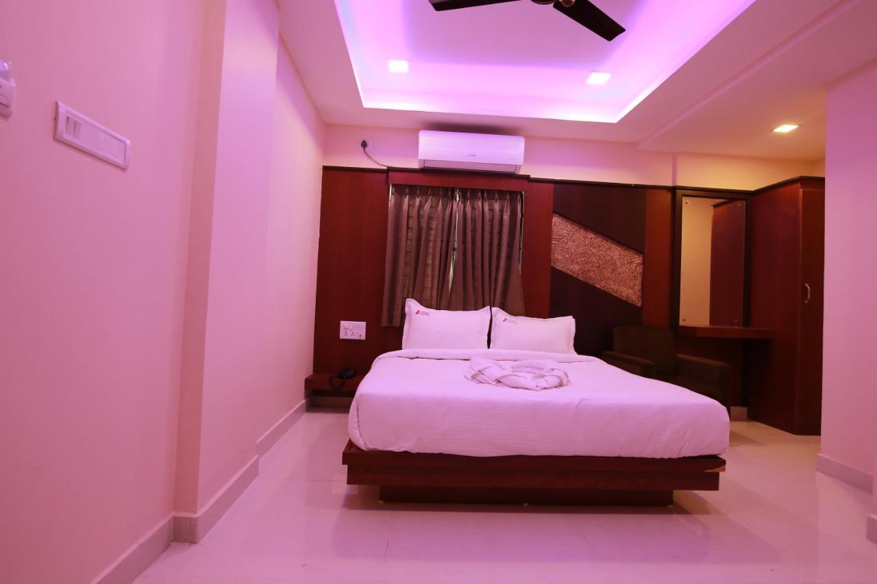 Hotel Apple Suites Bengaluru Zewnętrze zdjęcie